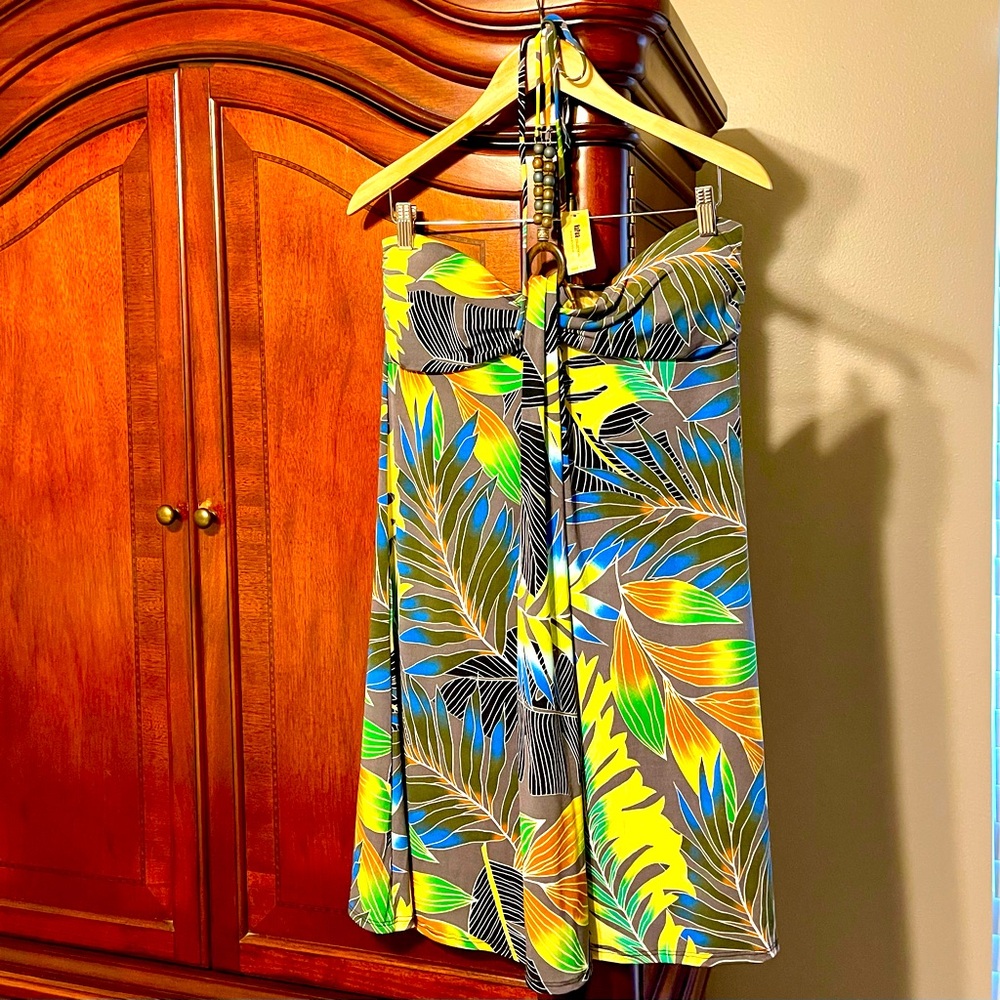 NWT Women’s Beautiful 👗